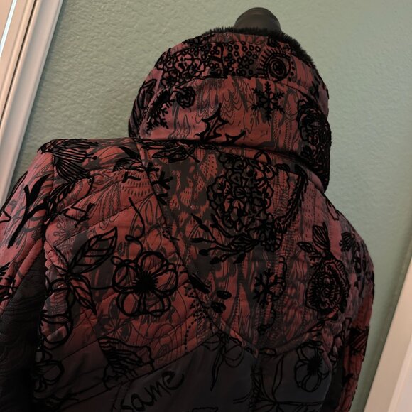 Desigual Flocked Velvet Puffer Jacket 38 Black and Burgandy / Small to Medium - Picture 4 of 10